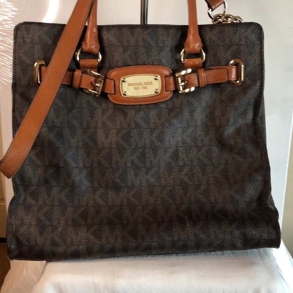 MICHAEL KORS Hamilton Signature brown satchel handbag. - Picture 15 of 16